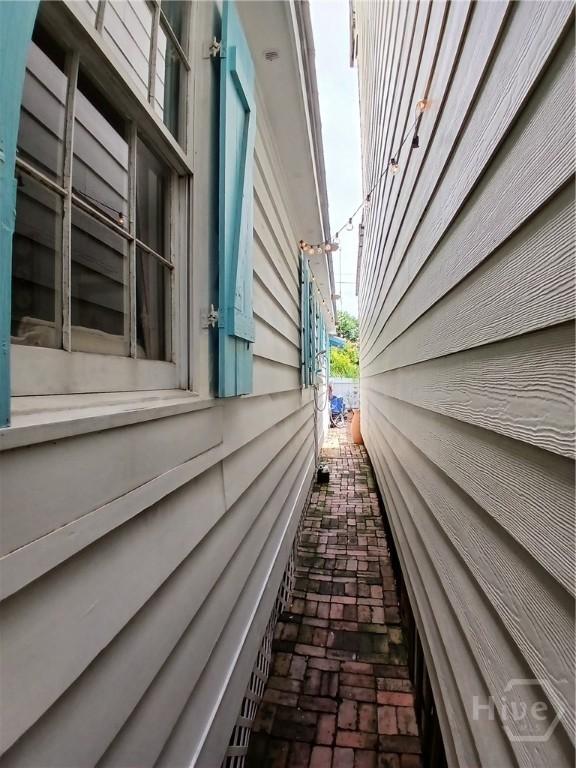 539 E Gwinnett St, Savannah, GA 31401 - view of home's exterior