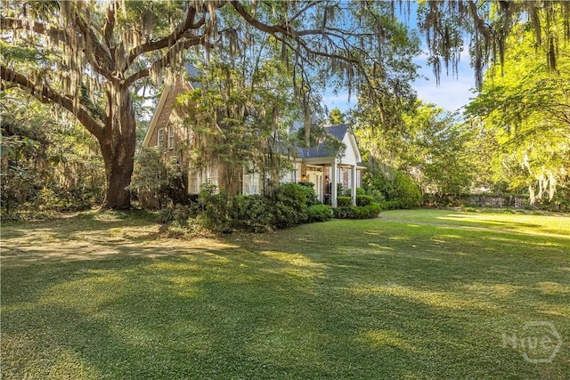 905 Goebel Ave, Savannah, GA 31404 - view of grassy yard