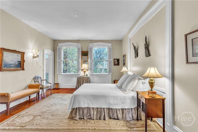 905 Goebel Ave, Savannah, GA 31404 - bedroom featuring wood finished floors and baseboards
