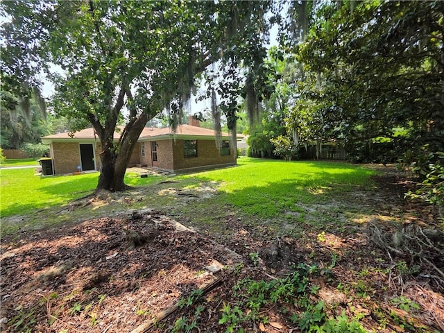 202 Leeds Gate Rd, Savannah, GA 31406 - view of green lawn