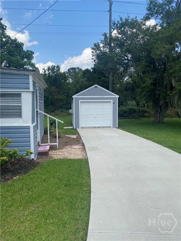 4114 Old Louisville Rd, Garden City, GA 31408 - detached garage with driveway