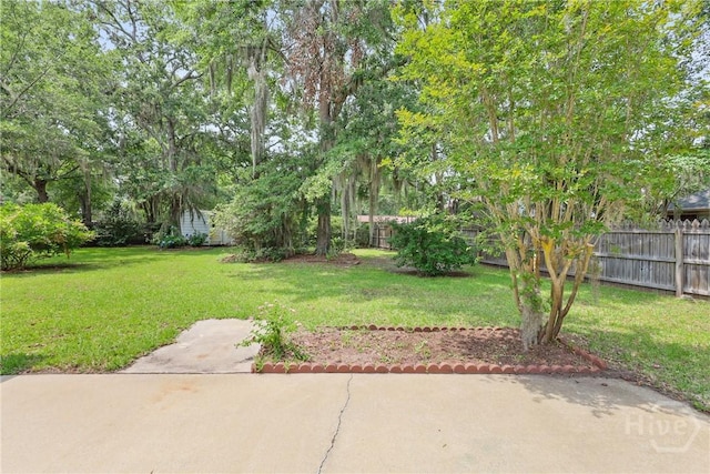 1112 Montclair Dr, Hinesville, GA 31313 - view of yard with a patio area