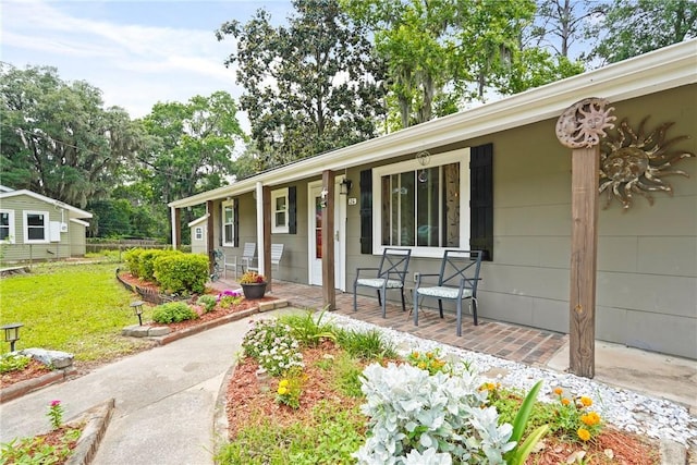 26 Arthur Cir, Savannah, GA 31406 - ranch-style home featuring covered porch
