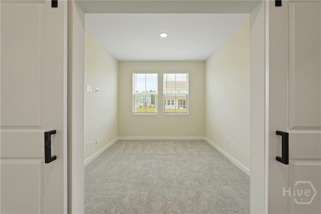 112 Mage St, Savannah, GA 31302 - carpeted empty room with baseboards