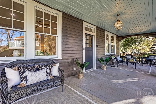 1001 Maupas Ave, Savannah, GA 31401 - view of porch