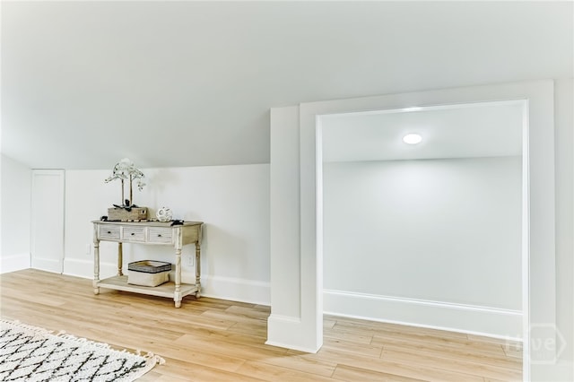 1001 Maupas Ave, Savannah, GA 31401 - detailed view of wood finished floors and baseboards