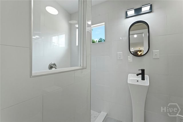 40 Circle Dr, Pembroke, GA 31321 - full bath with a walk in shower