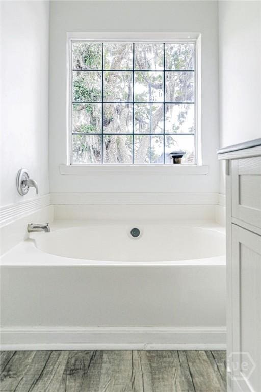 111 Runner Rd, Savannah, GA 31410 - bathroom featuring a bath and healthy amount of natural light