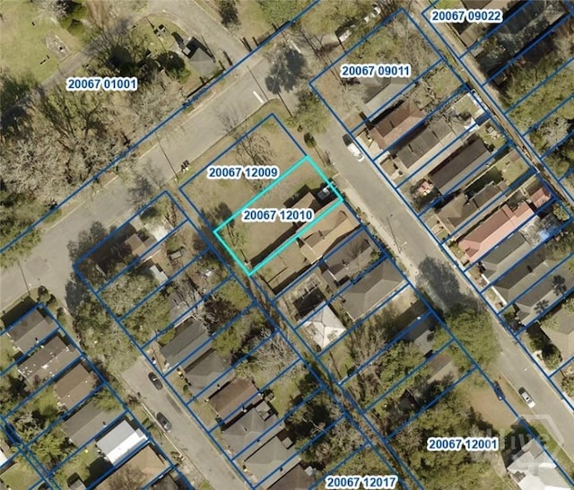 1023 W 37th St, Savannah, GA 31415 - map / location featuring property boundaries highlighted