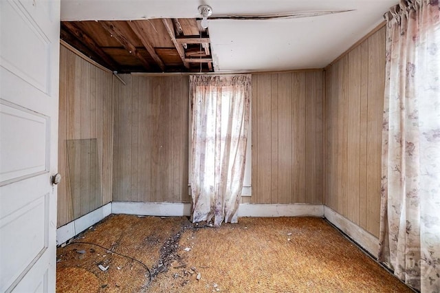 1023 W 37th St, Savannah, GA 31415 - empty room with wooden walls