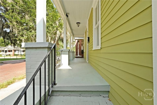 710 W 36th St, Savannah, GA 31415 - view of stairway