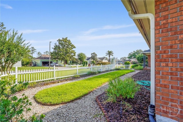 145 Cardinal Rd, Savannah, GA 31406 - view of yard