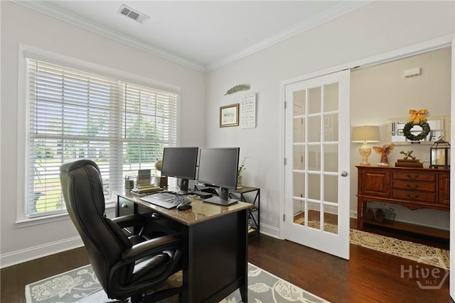 20 Oakcrest Ct, Savannah, GA 31405 - office area featuring wood finished floors, healthy amount of natural light, crown molding, and baseboards