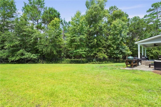 20 Oakcrest Ct, Savannah, GA 31405 - view of yard with a ceiling fan, a patio area, and an outdoor living space