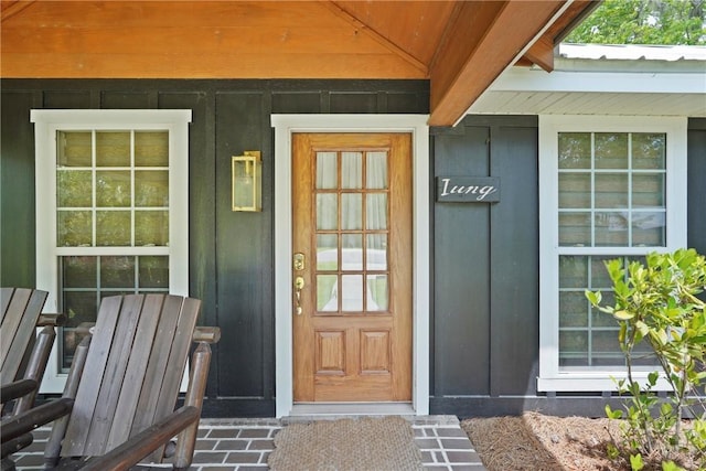 152 Covey Rise Pl, Midway, GA 31320 - entrance to property featuring covered porch