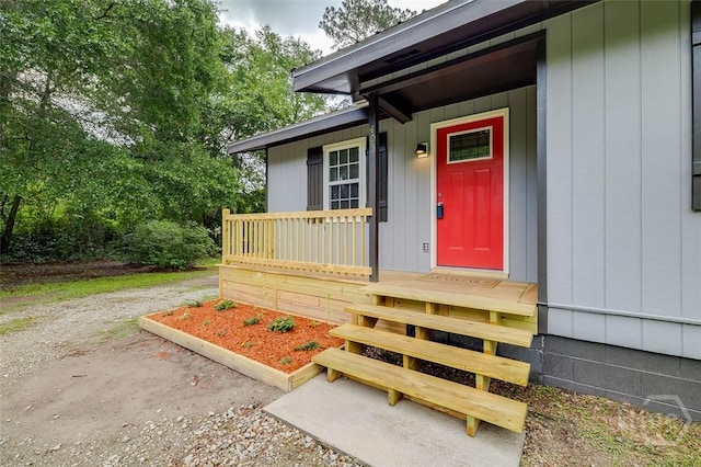 405 E 3rd St, Springfield, GA 31329 - view of property entrance