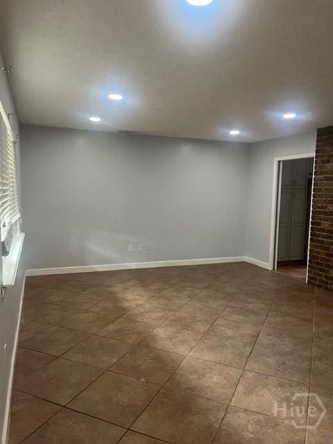 5 Chesterfield Ct, Savannah, GA 31419 - tiled empty room with recessed lighting and baseboards