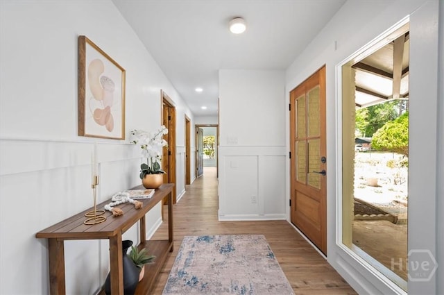 4750 Sylvan Dr, Savannah, GA 31405 - foyer featuring wood finished floors and recessed lighting