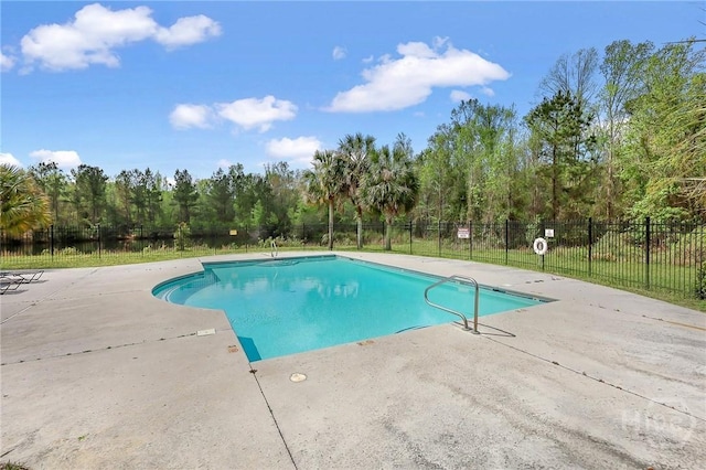 4 Broken Bit Rd, Ellabell, GA 31308 - community pool with a patio area
