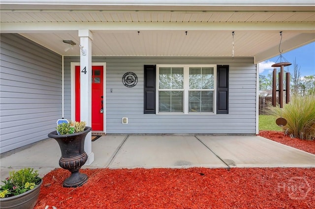 4 Broken Bit Rd, Ellabell, GA 31308 - entrance to property featuring a porch