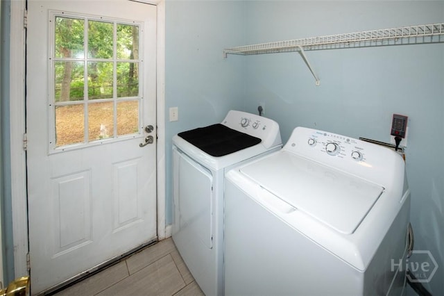 104 Ropemaker Ln, Savannah, GA 31410 - laundry room with separate washer and dryer and healthy amount of natural light