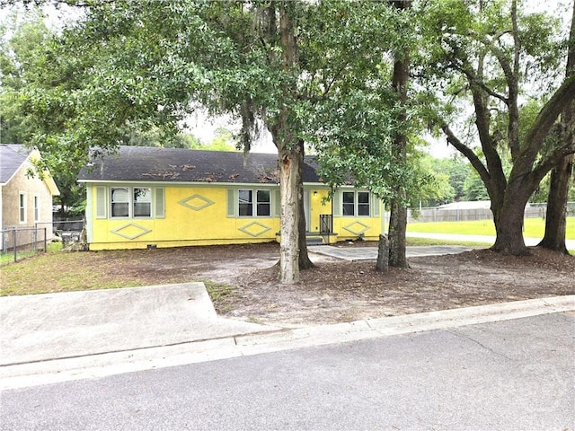 1922 Fenwick Ave, Savannah, GA 31405 - view of front of home