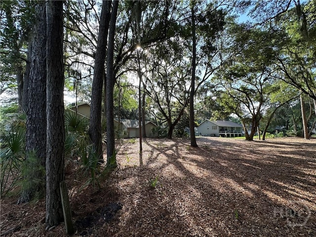 8 Topsail Ct, Savannah, GA 31411