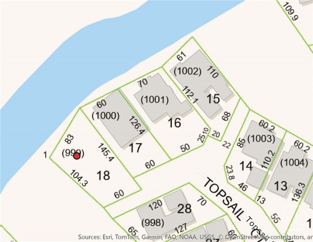 8 Topsail Ct, Savannah, GA 31411