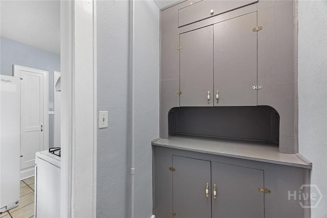 1419 E 35th St, Savannah, GA 31404 - detailed view of washer / clothes dryer