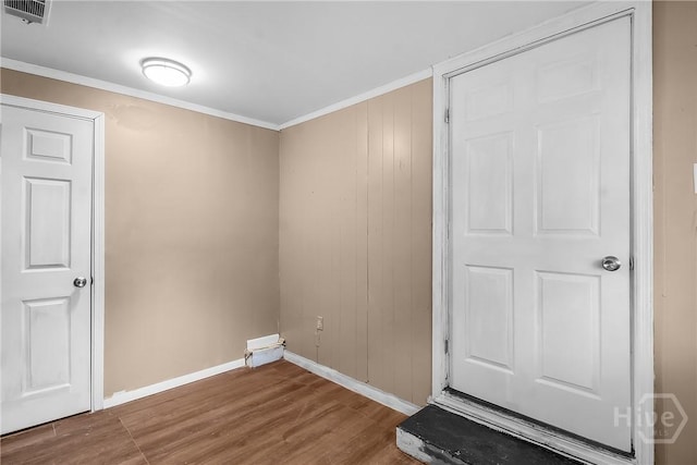 3114 Wright St, Savannah, GA 31404 - unfurnished room with baseboards, wood finished floors, and crown molding