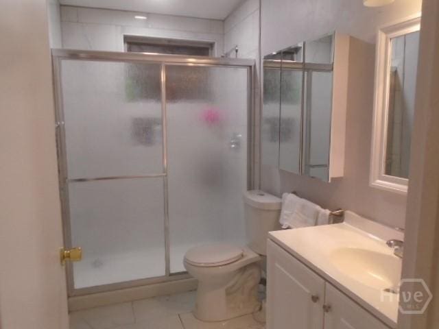 506 Mclaws St, Savannah, GA 31405 - bathroom featuring vanity, toilet, and a shower stall