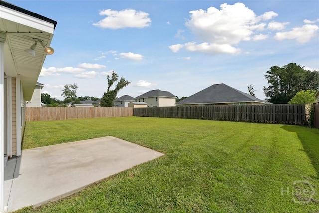 27 Drayton Ct, Midway, GA 31320 - view of yard with a patio