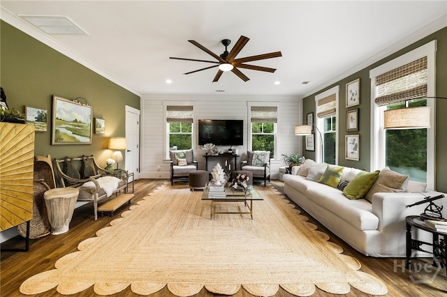 122 N St, Savannah, GA 31410 - living room with ceiling fan, wood finished floors, crown molding, and recessed lighting