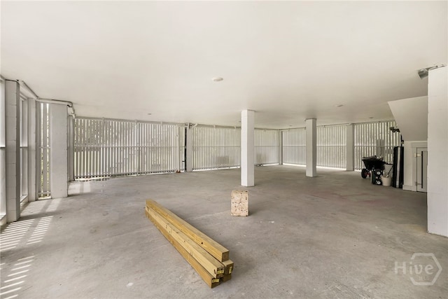 122 N St, Savannah, GA 31410 - view of garage