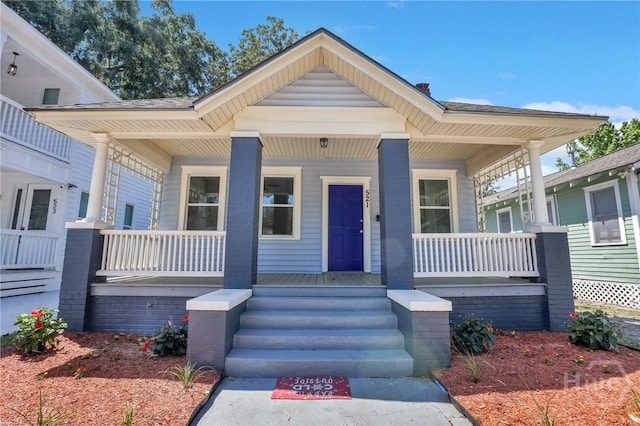 521 Seiler Ave, Savannah, GA 31401 - property entrance with covered porch