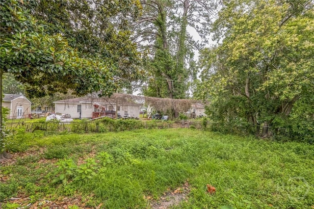 325 Bunting Dr, Savannah, GA 31404 - view of yard