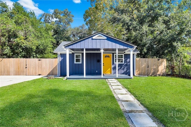 1220 E 69th St, Savannah, GA 31404 - view of outdoor structure with a porch and a gate