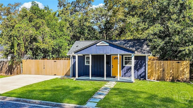 1220 E 69th St, Savannah, GA 31404 - view of outbuilding featuring covered porch