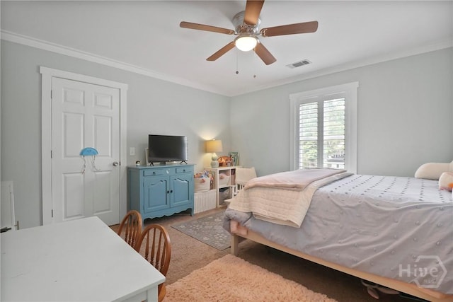 49 Tidewater Rd, Savannah, GA 31406 - bedroom featuring crown molding, ceiling fan, and carpet