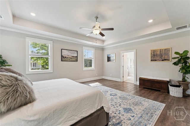 117 Oakcrest Dr W, Savannah, GA 31405 - bedroom with a tray ceiling, recessed lighting, dark wood-style flooring, a ceiling fan, and ensuite bathroom