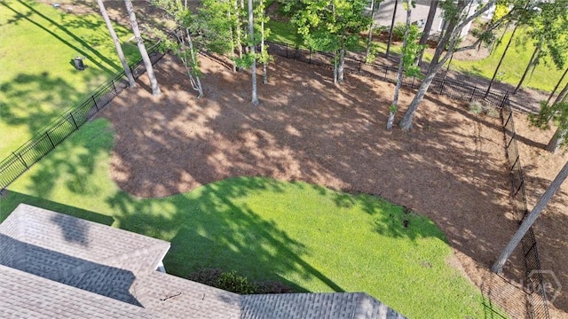 117 Oakcrest Dr W, Savannah, GA 31405 - view of yard