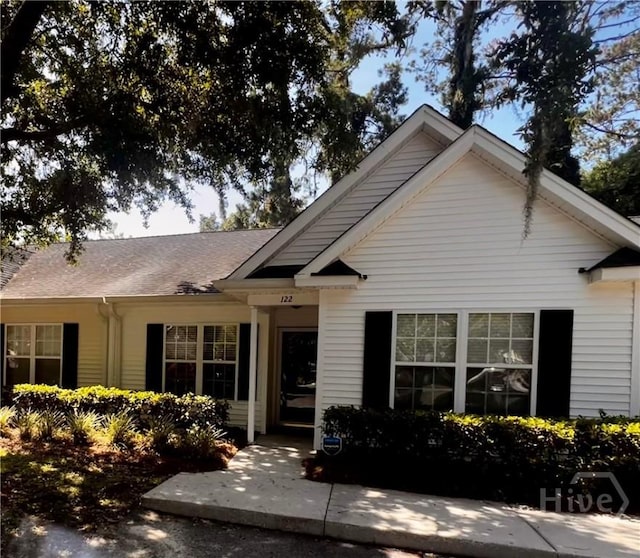122 River Pointe Dr, Savannah, GA 31410 - view of front of property