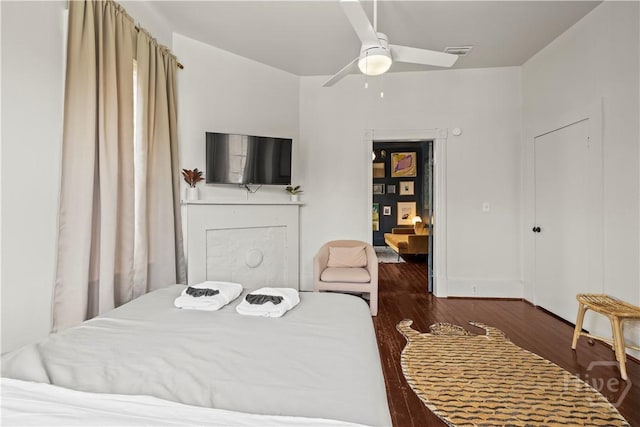 1212 Price St, Savannah, GA 31401 - bedroom featuring wood finished floors and a ceiling fan