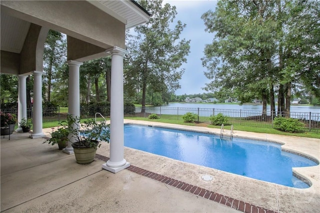 39 Grand Lake Cir, Savannah, GA 31405 - view of pool featuring a water view and a patio