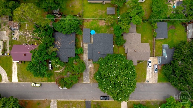 1915 Hawthorne St, Savannah, GA 31404 - aerial view of property and surrounding area featuring property boundaries highlighted