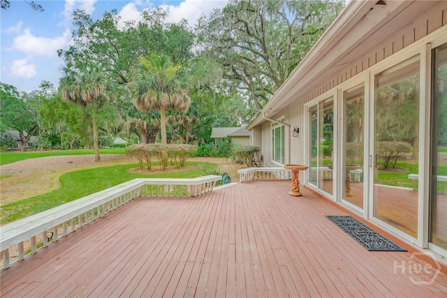 4 Hedgewood Ln, Savannah, GA 31411 - deck with view of wooded area and a yard