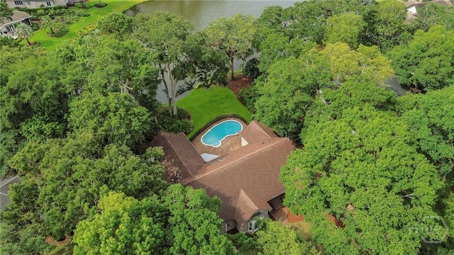 8 Boars Nest Ln, Savannah, GA 31411 - aerial view of a large body of water and a pool area