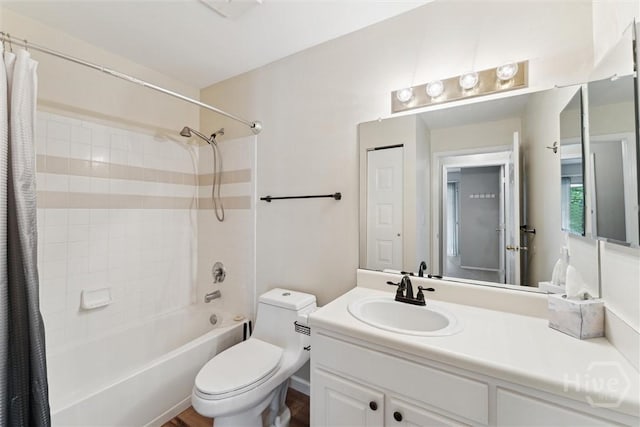 12300 Apache Ave Unit 1003, Savannah, GA 31419 - bathroom featuring shower / tub combo and vanity