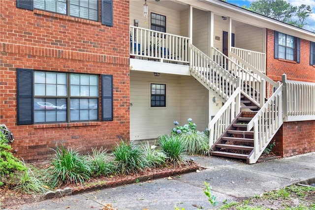25 Colony Park Dr, Savannah, GA 31406 - view of building exterior with stairway