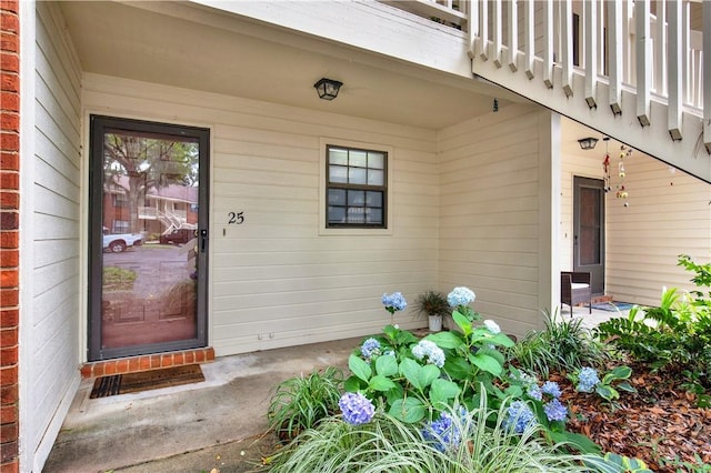 25 Colony Park Dr, Savannah, GA 31406 - property entrance